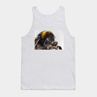 Bumble bee close-up Tank Top